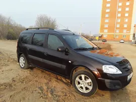 Аренда Lada Largus, 7 мест без водителя