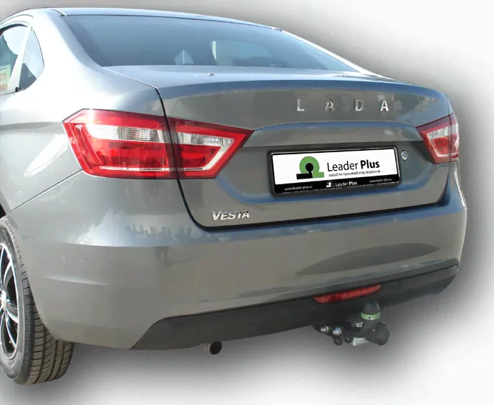 Фаркоп для Lada Vesta седан и универсал