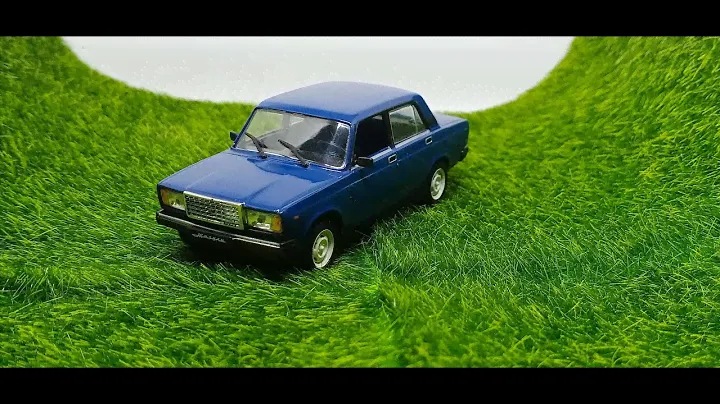 ВАЗ-2107 "Жигули". Автолегенды СССР №31 (DeAgostini). Масштабная коллекционная модель.