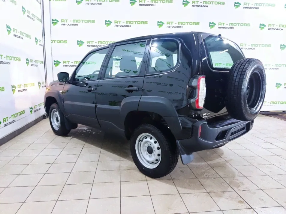 LADA Niva Travel Comfort-1