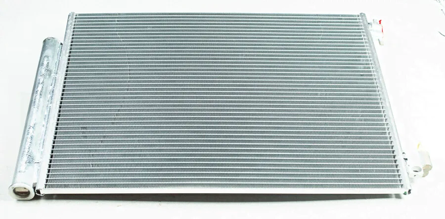Радиатор кондиционера LADA Vesta/Веста/XRAY 921006454R Valeo, 814373 ( 921001727R )