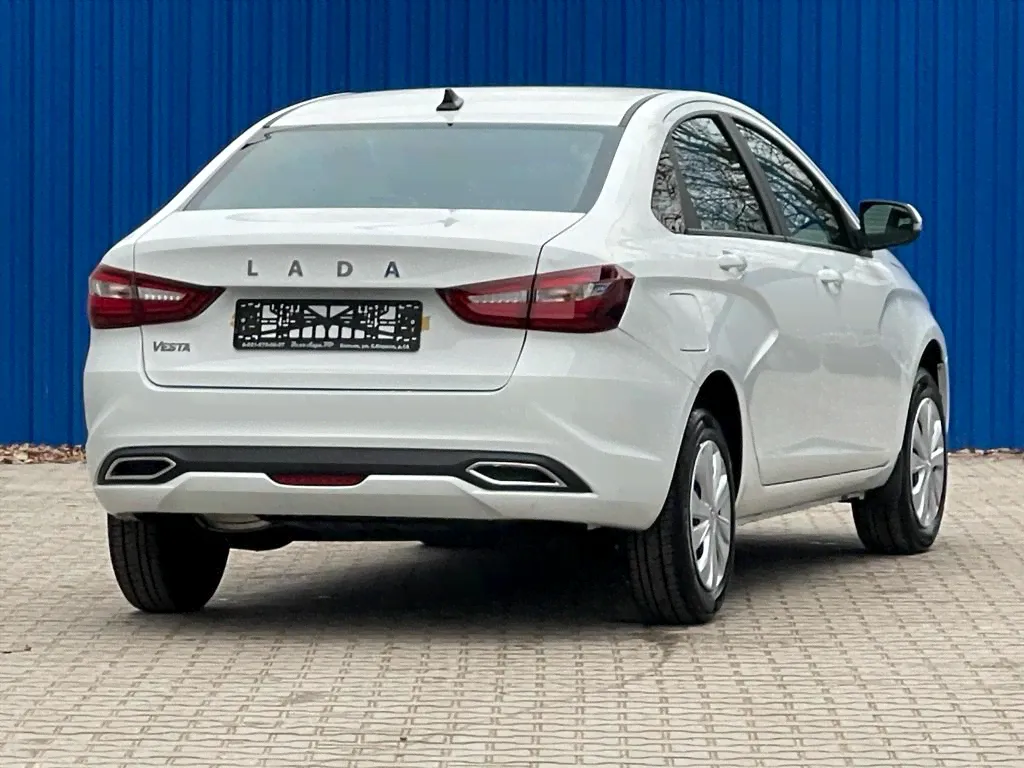 LADA VESTA,2023-2