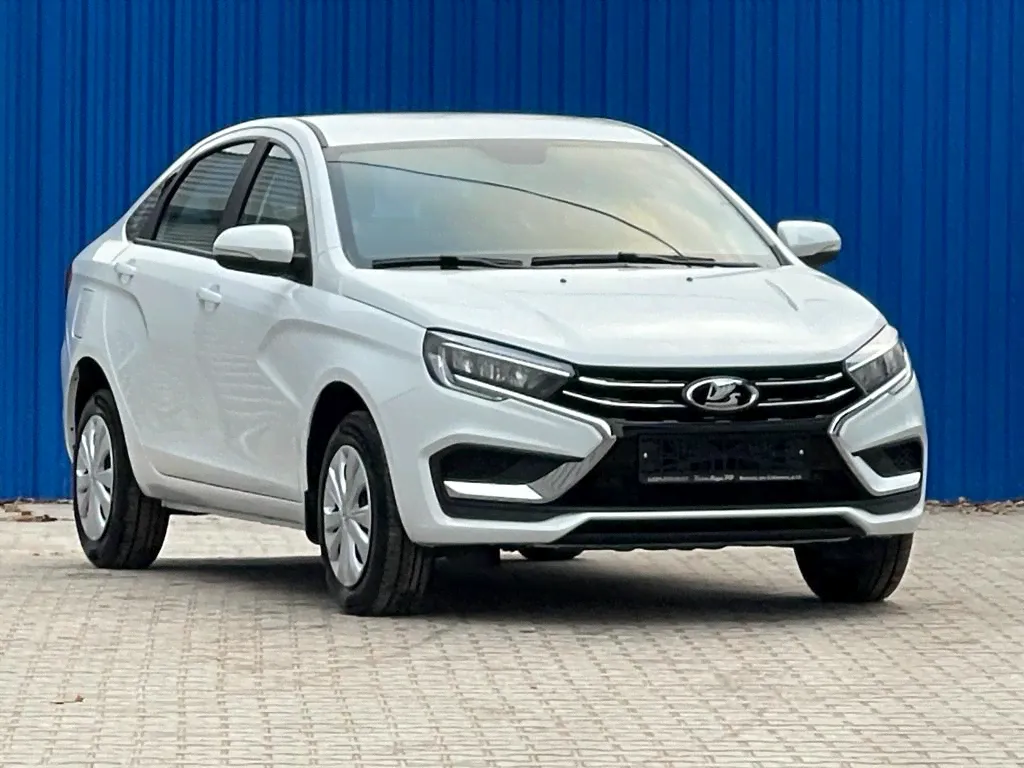 LADA VESTA,2023-0