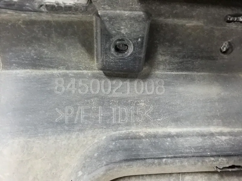 Бампер задний Lada XRAY Cross-0