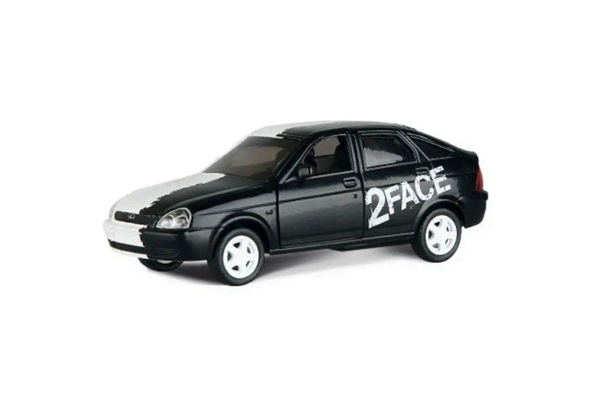 Машина Autotime "LADA PRIORA" фантом "2 FACE" 1:36-0