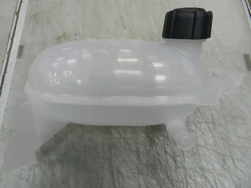 БАЧОК РАСШИРИТЕЛЬНЫЙ С КРЫШКОЙ (ОВАЛЬНЫЙ) LADA LARGUS, XRAY