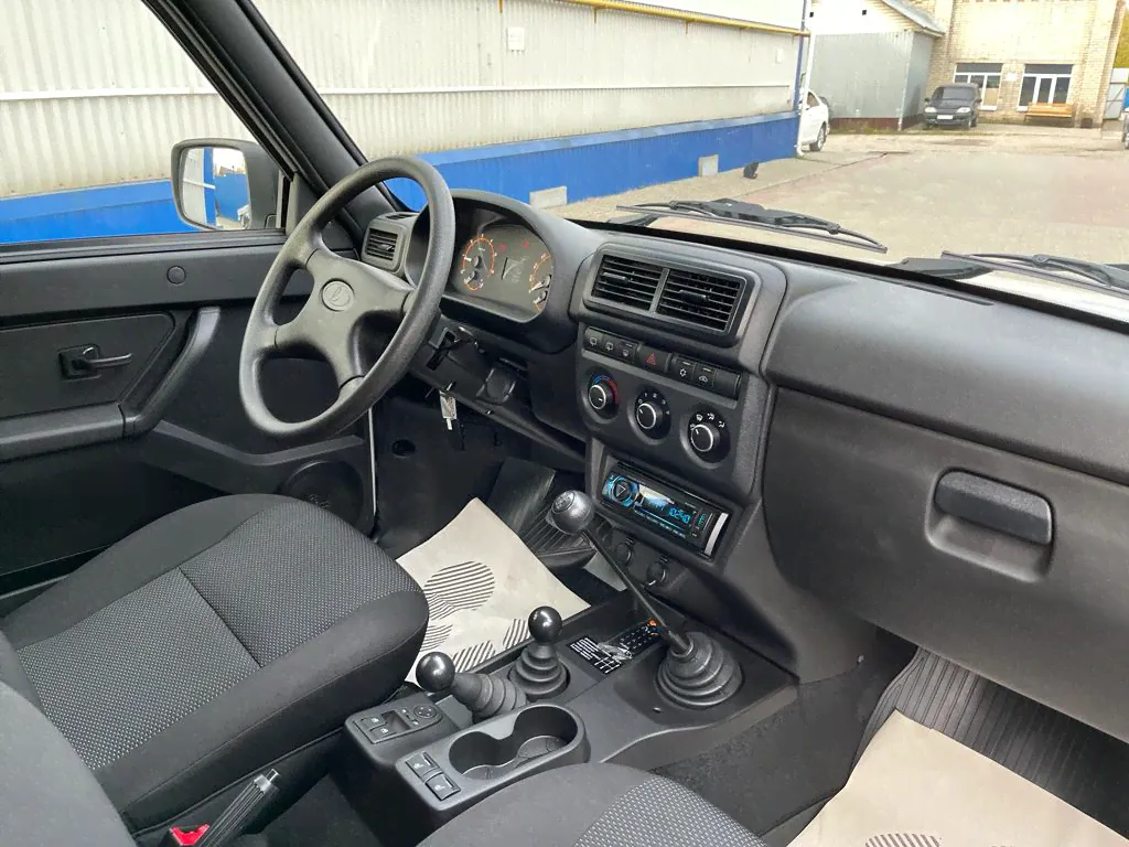 LADA 4*4 212140