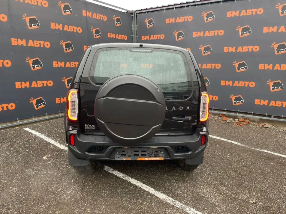 LADA Niva Travel Luxe Off-road-2