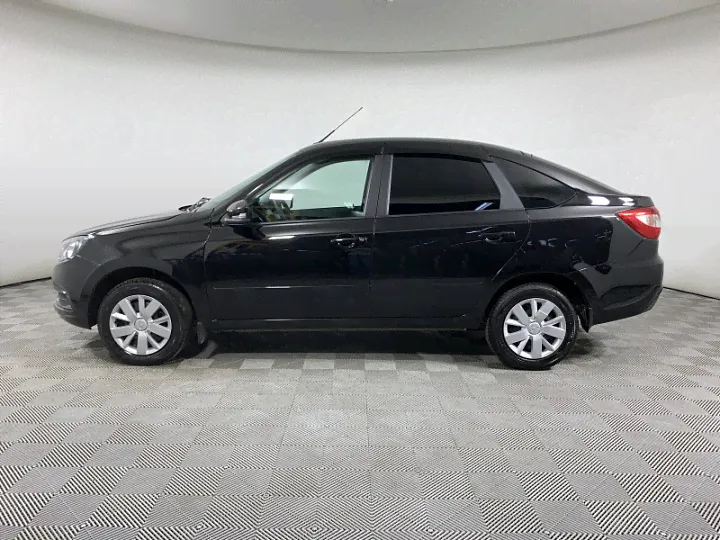 Lada Granta 1.6, 2023-3